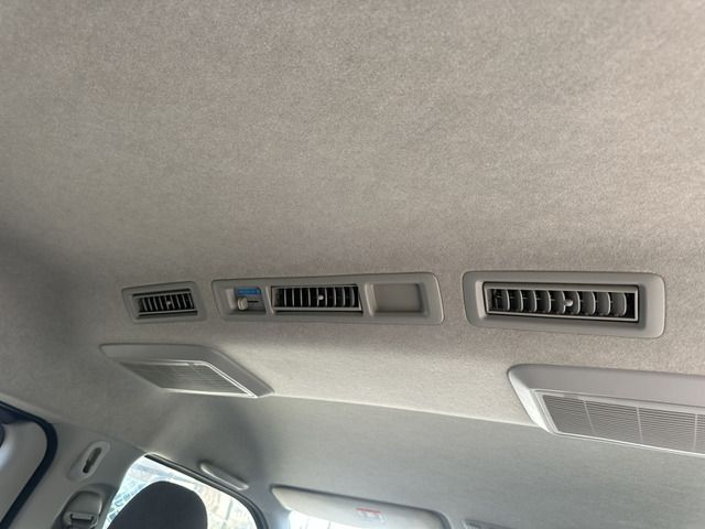HIACE van 2WD