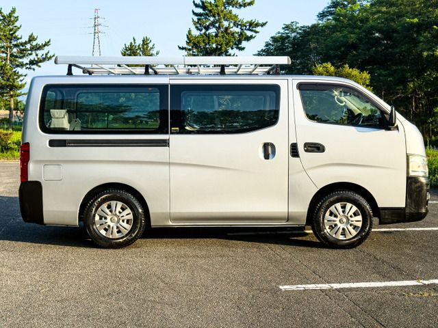 NV350 CARAVAN 4WD