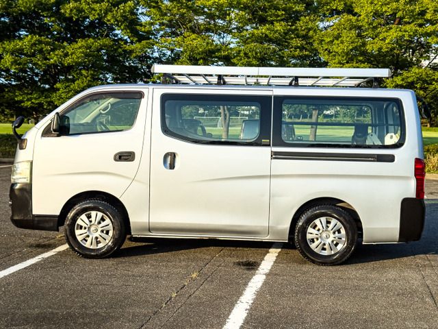 NV350 CARAVAN 4WD