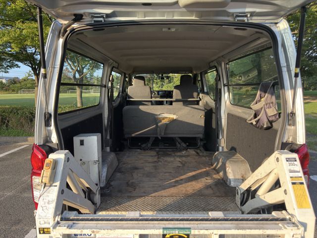 NV350 CARAVAN 4WD
