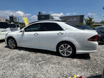 CROWN sedan