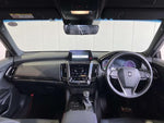 CROWN sedan hybrid