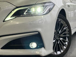 CROWN sedan hybrid