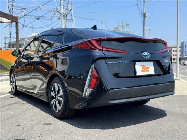 PRIUS PHV