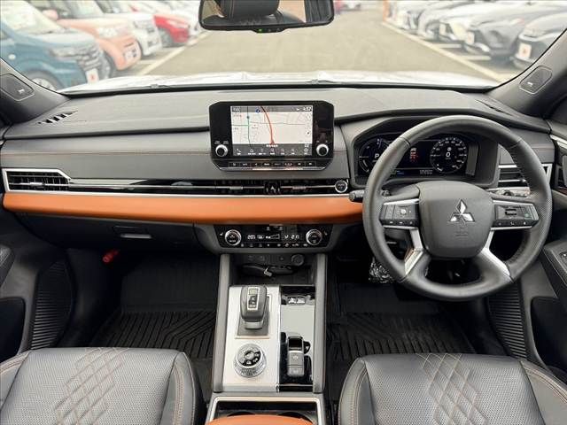 OUTLANDER PHEV