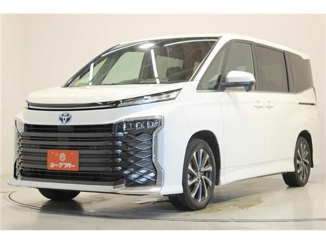 VOXY HYBRID