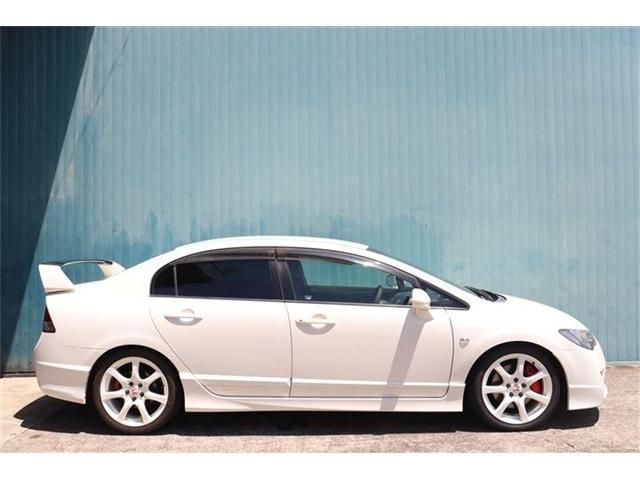 CIVIC sedan