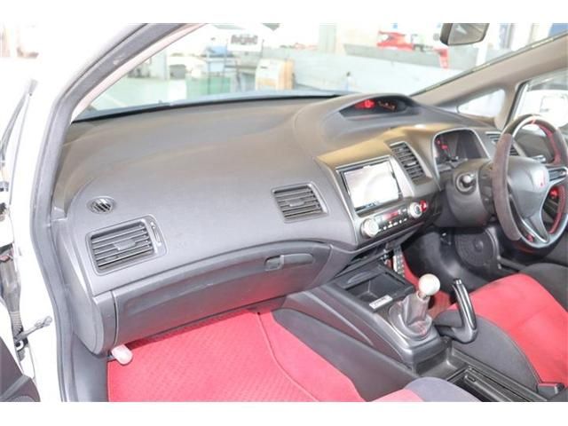 CIVIC sedan