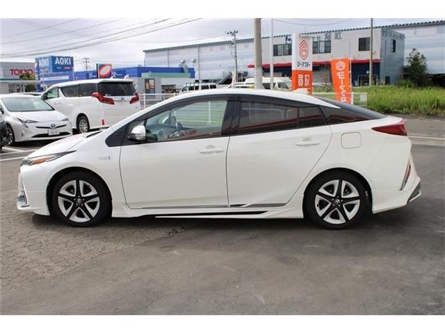 PRIUS PHV