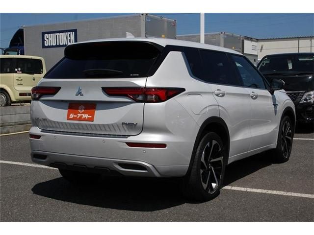 OUTLANDER PHEV