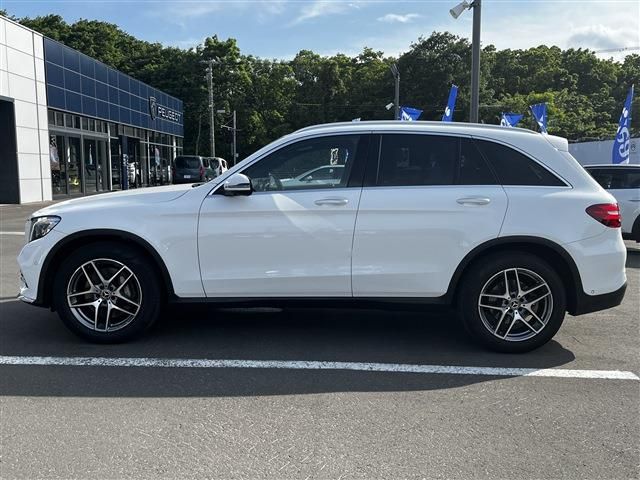 MERCEDES BENZ GLC class