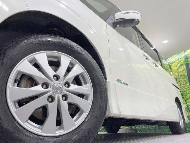 SERENA  S-HYBRID 4WD