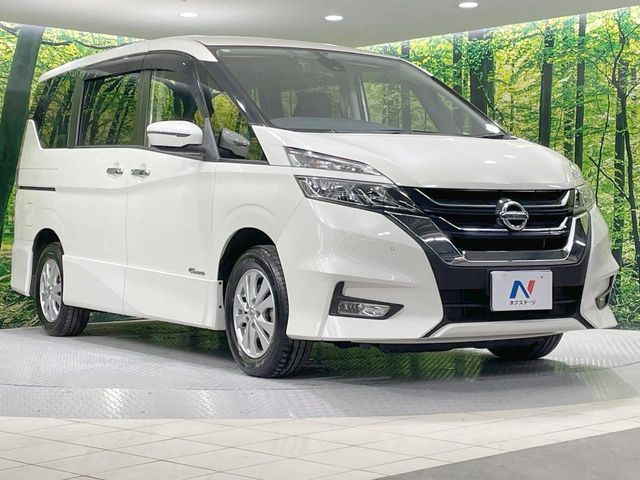 SERENA  S-HYBRID 4WD