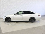 CROWN sedan hybrid