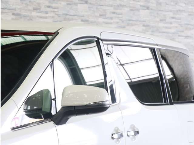 VELLFIRE  HYBRID 4WD