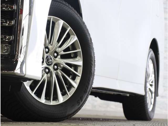 VELLFIRE  HYBRID 4WD