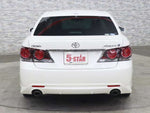 CROWN sedan