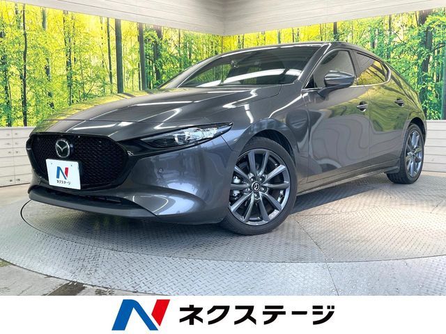 MAZDA3 FASTBACK