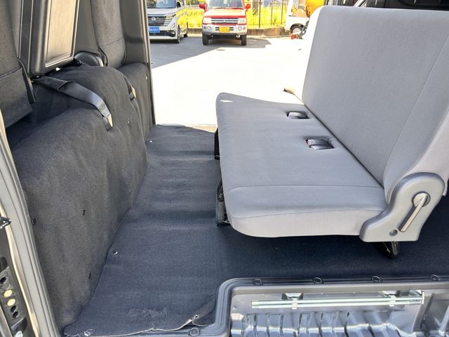 CARAVAN van 1.2t 2WD