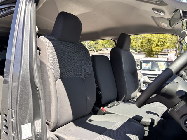 CARAVAN van 1.2t 2WD