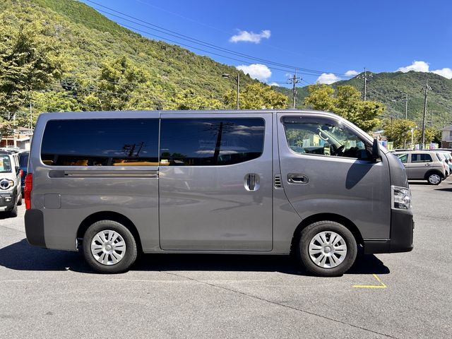CARAVAN van 1.2t 2WD