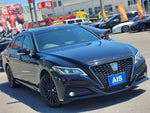 CROWN sedan hybrid