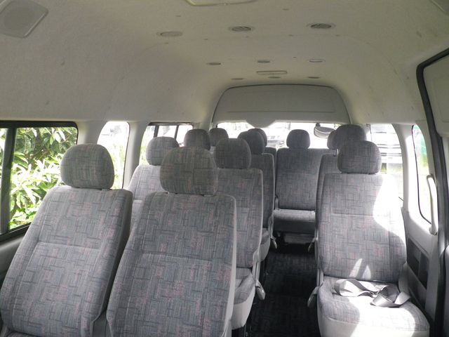 HIACE COMMUTER 4WD