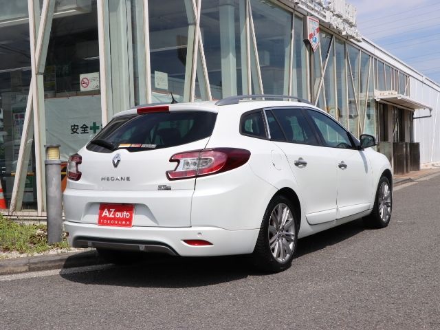 RENAULT MEGANE ESTATE