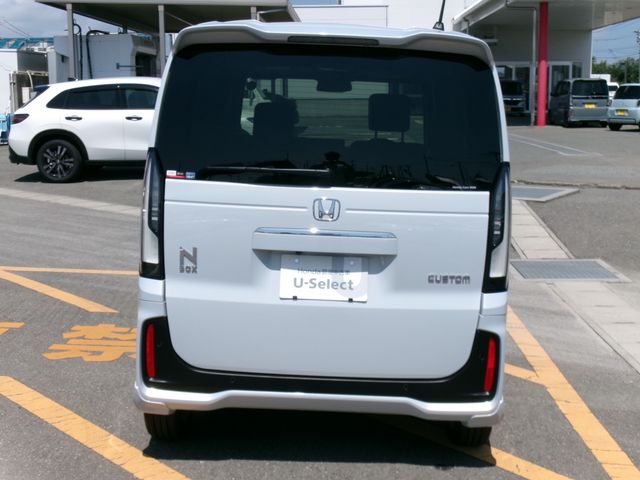 N BOX CUSTOM