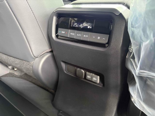 LANDCRUISER 250