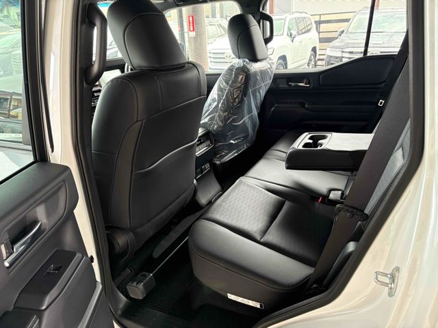LANDCRUISER 250