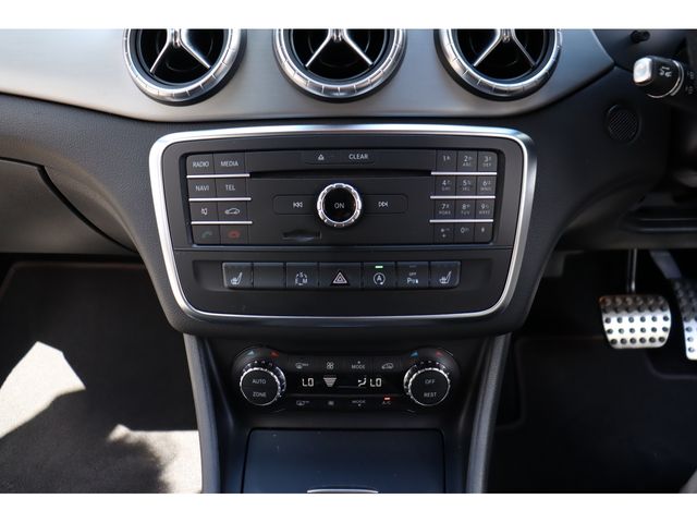 MERCEDES BENZ CLA Shooting Brake