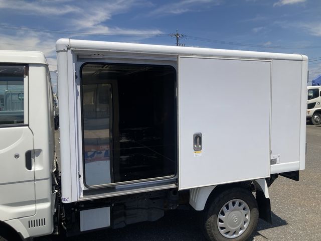 BONGO truck 4WD