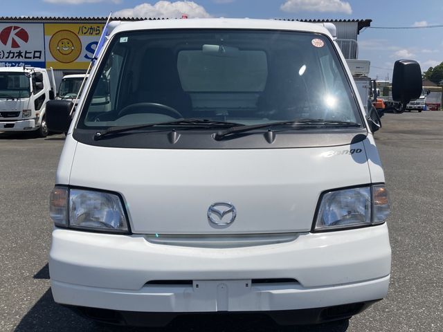 BONGO truck 4WD
