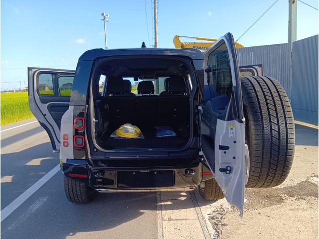 ROVER DEFENDER