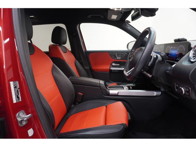 MERCEDES BENZ GLB