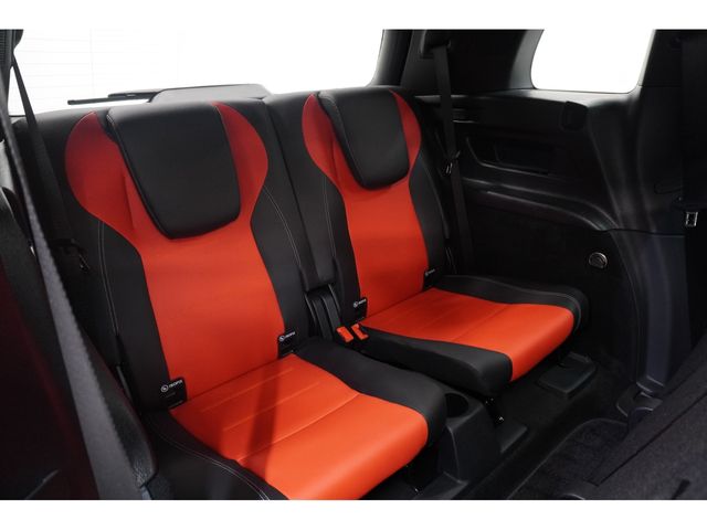 MERCEDES BENZ GLB