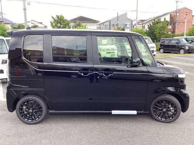 N BOX CUSTOM