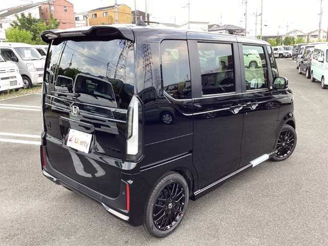 N BOX CUSTOM