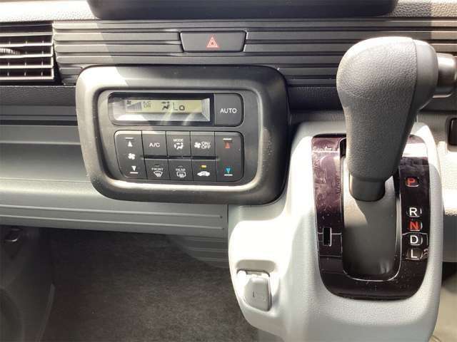 N-VAN