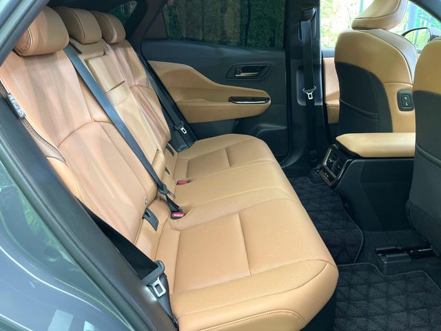 CROWN SPORT