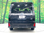 VOXY HYBRID