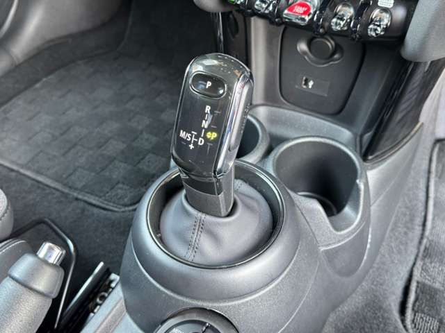 MINI COOPER D 5DOOR