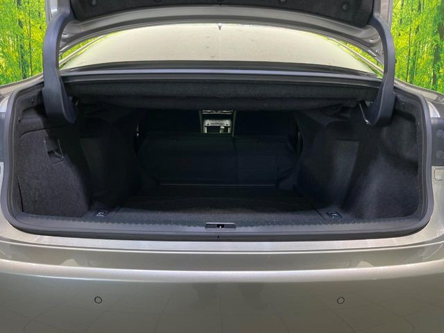 LEXUS IS300h