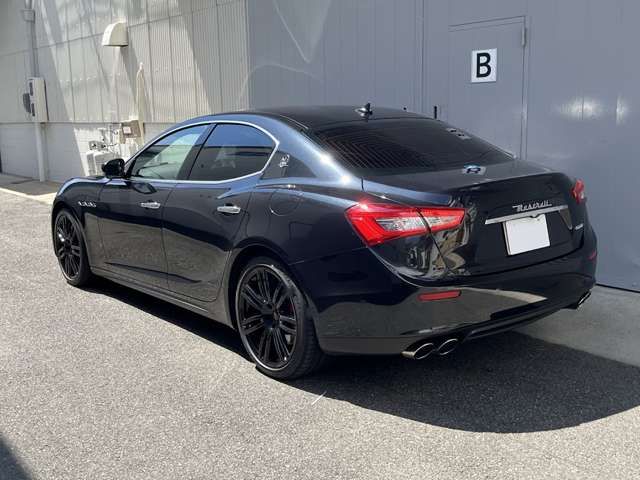 MASERATI GHIBLI Sedan