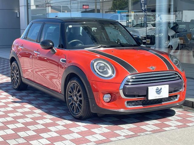 MINI COOPER D 5DOOR