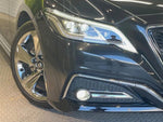 CROWN sedan hybrid