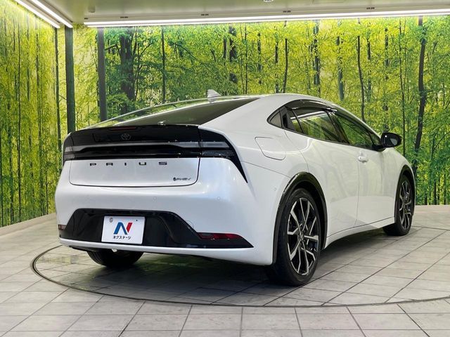 PRIUS PHV