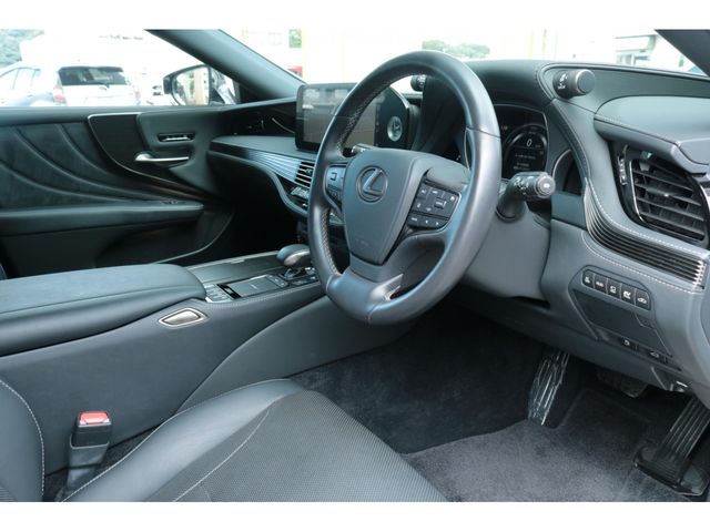 LEXUS LS500h