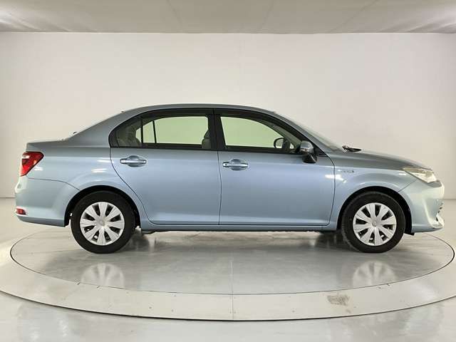 COROLLA AXIO HYBRID